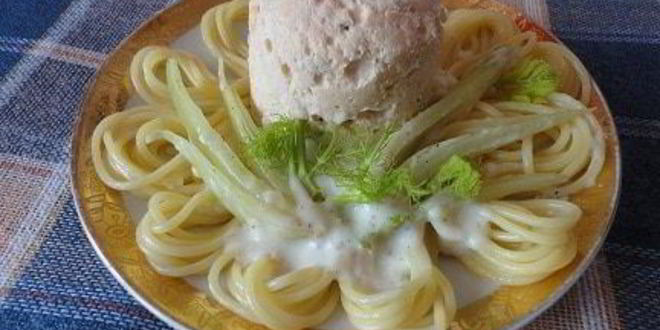 Рецепт Рыбных тефтелей в гнезде из спагетти со сливочным соусом