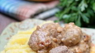 Рецепт Шведских тефтелей с соусом Брюн Сос