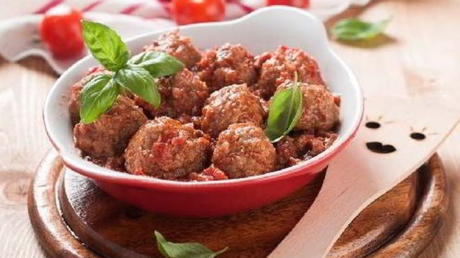 Рецепт сочных тефтелек в сливочно-томатном соусе