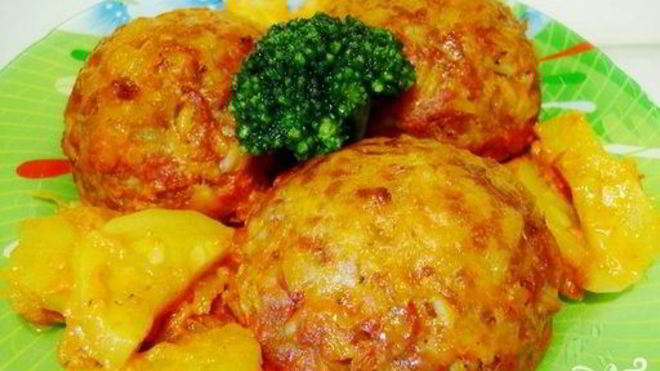 Рецепт тефтелей под соусом в духовке