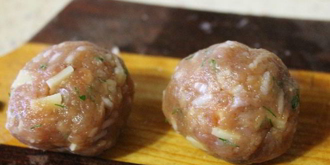 Рецепт тефтелей с сыром и овощами