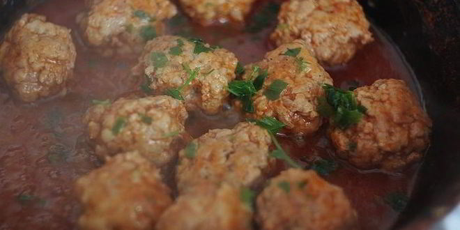 Рецепт тефтелей в томатном соусе