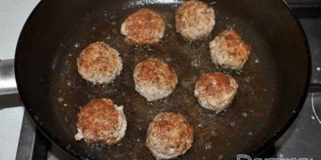 Рецепт тефтелей, запеченных в багете