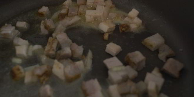 Рецепт ленивых картофельных вареников с соусом из шампиньонов