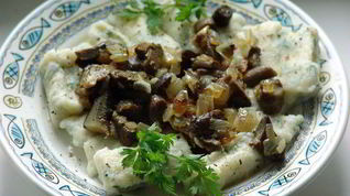 Рецепт Ленивых вареников с заправкой из грибов