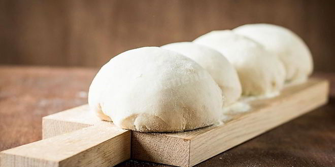 Рецепт Теста для вареников с вишней заварное