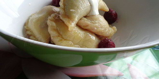 Рецепт Вареников из заварного теста с вишней