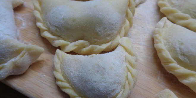 Рецепт вареников из заварного теста с вишней