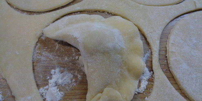 Рецепт вареников из заварного теста с вишней