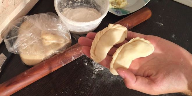 Рецепт вареников на пресном тесте