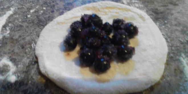 Рецепт вареников с черникой