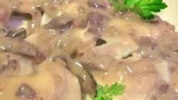 Рецепт Вареников с капустой и грибным соусом