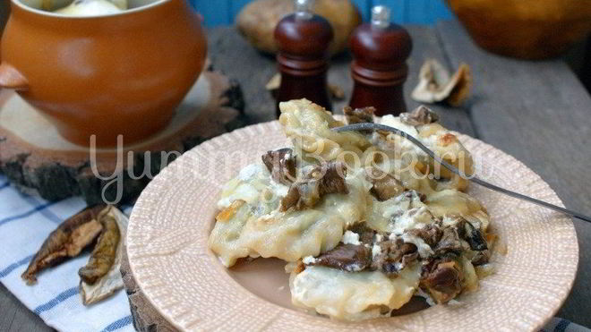 Рецепт вареников с картофелем в горшочках