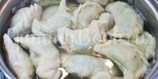 Рецепт вареников с картофелем в горшочках