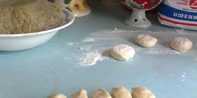 Рецепт вареников с полусырой картошкой