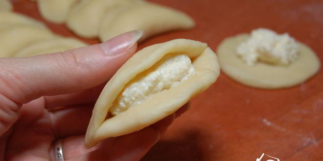 Рецепт вареников с творогом на заварном тесте