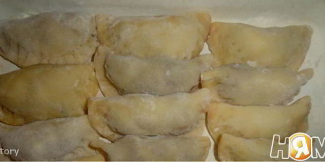 Рецепт вареников с вишней и вишневым соусом