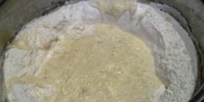 Рецепт вареников с вишней на кефире