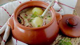 Рецепт Мясного жаркого в соусе из сливок и белого вина