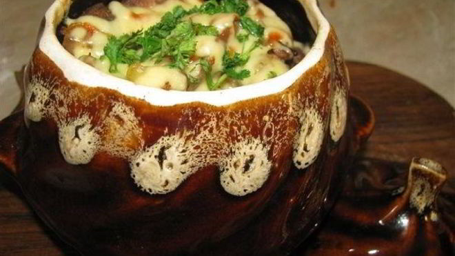 Рецепт вкусного жаркого в горшочках