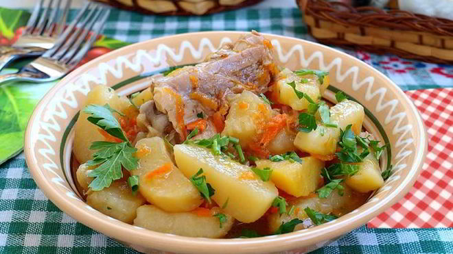 Рецепт жаркого из курицы в мультиварке