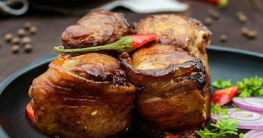 Рецепт Жаркого из свинины с тимьяном и беконом