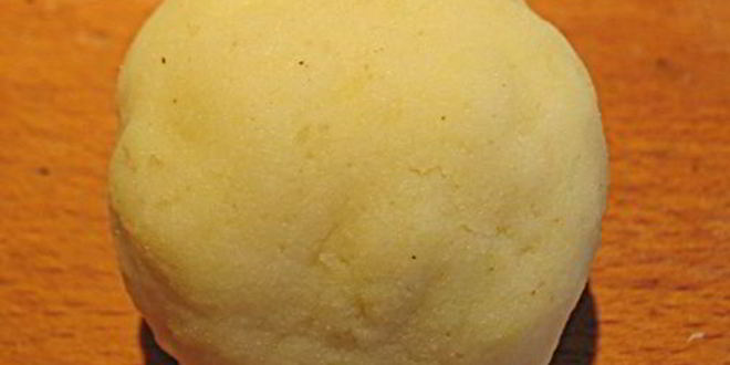 Рецепт картофельных зраз с грибами, запеченные в духовке с луковым соусом без муки