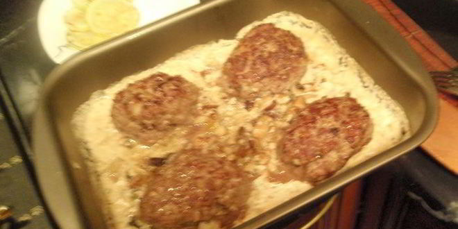 Рецепт зраз с лесными грибами под соусом