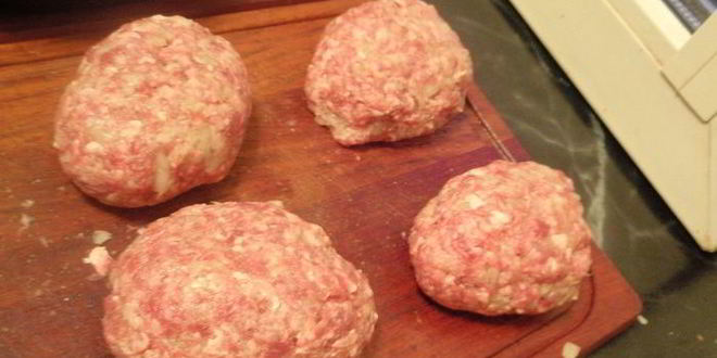 Рецепт зраз с лесными грибами под соусом