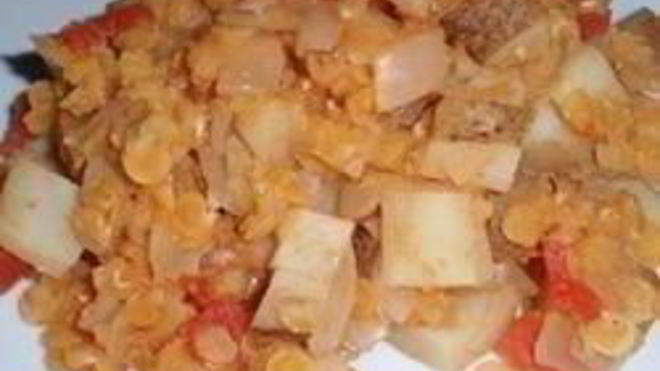 Рецепт гороховой каши с картофелем и колбасой