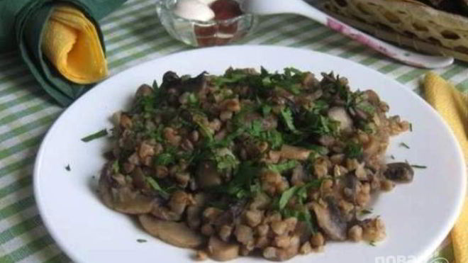 Рецепт гречки с грибами и луком