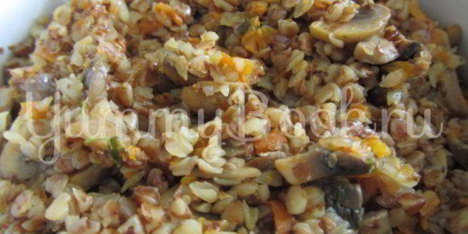 Рецепт гречки с грибами, куриной печенью и сердцами в мультиварке