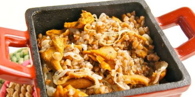 Рецепт Гречки с лисичками в горшочках