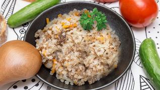 Рецепт Гречки с тушенкой в кастрюле