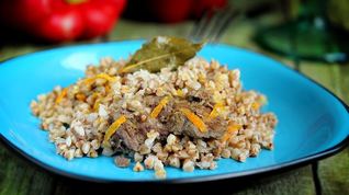 Рецепт Гречневой каши с тушенкой в мультиварке