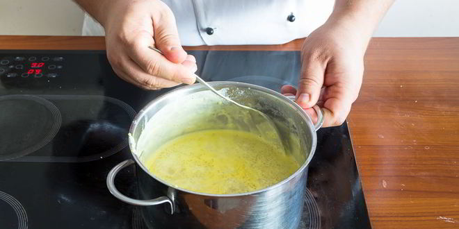 Рецепт каши из киноа на кокосовых сливках с ягодами