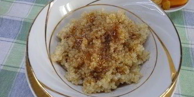 Рецепт каши из киноа с орехами и сухофруктами