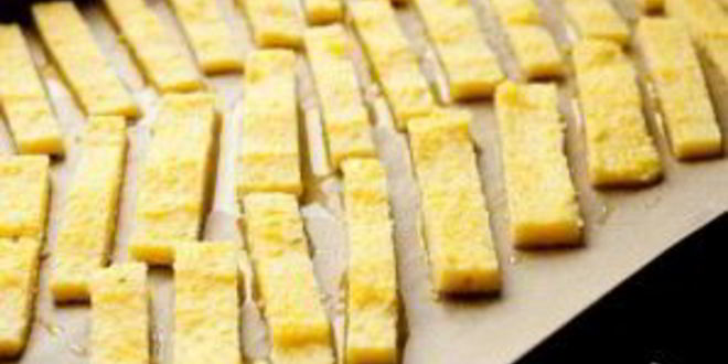 Рецепт поленты с сырным соусом