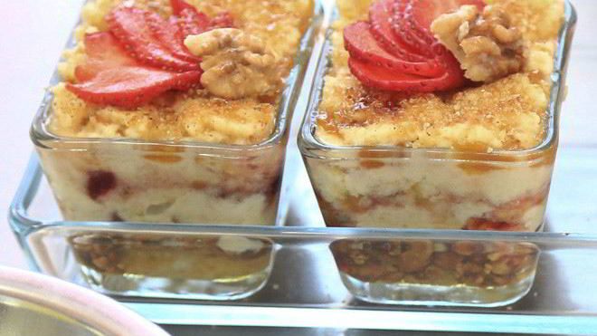 Рецепт гурьевской каши с клубникой