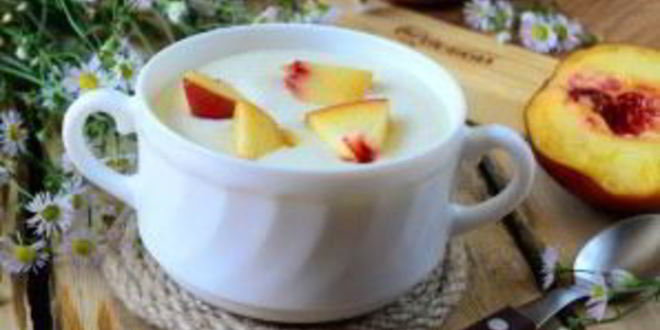 Рецепт манной каши с персиками