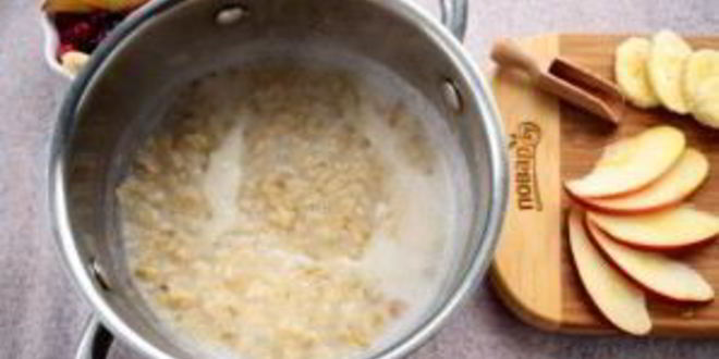 Рецепт датской овсянки с кусочками фруктов