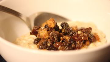 Рецепт Овсяной каши с пряным яблочным конфитюром