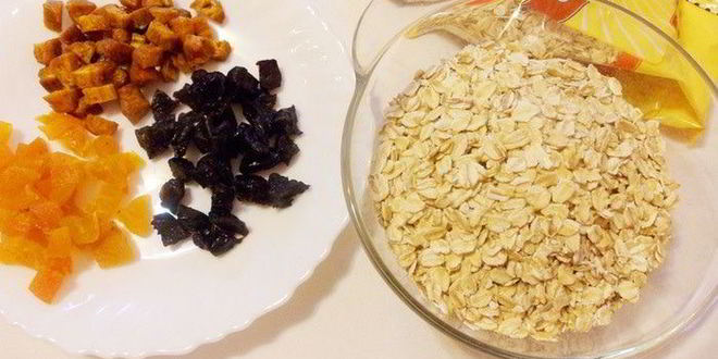 Рецепт овсяной каши с сухофруктами