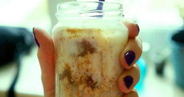 Рецепт Овсянки в банке с яблоком и карамелью