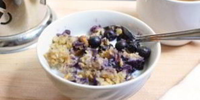 Рецепт запеченной овсянки с черникой и бананом