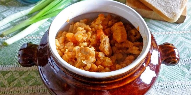 Рецепт Каши с мясом в горшочке в духовке перловая