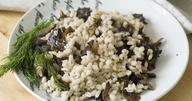 Рецепт Перловой каши с грибами в горшочке