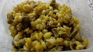 Рецепт Перловой каши с куриными желудками в мультиварке