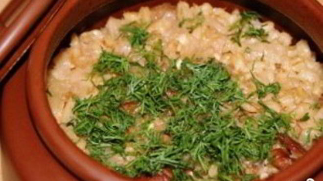 Рецепт Перловки с мясом в горшочке