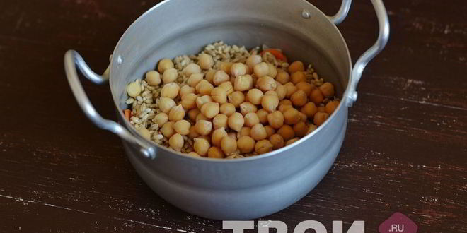 Рецепт перловки с нутом и куриной грудкой